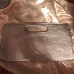 Express clutch